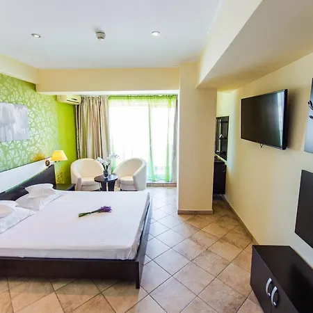 Prestige Hotel Mamaja