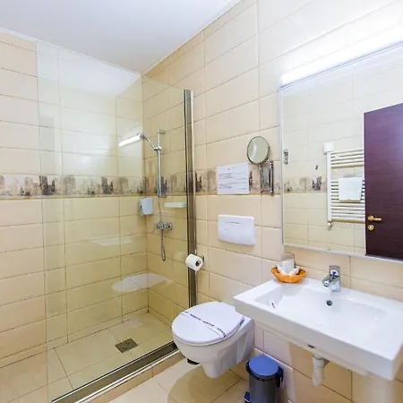 Prestige مامايا