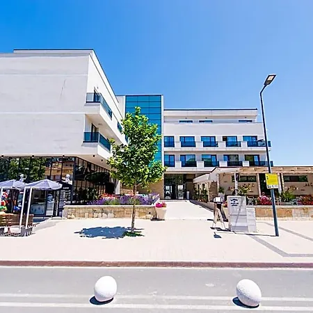 Prestige Hotel