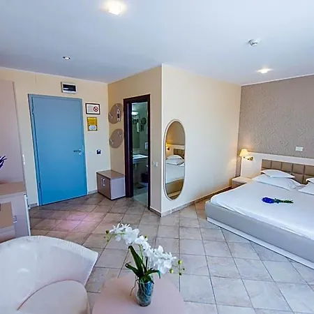 Hotel Prestige